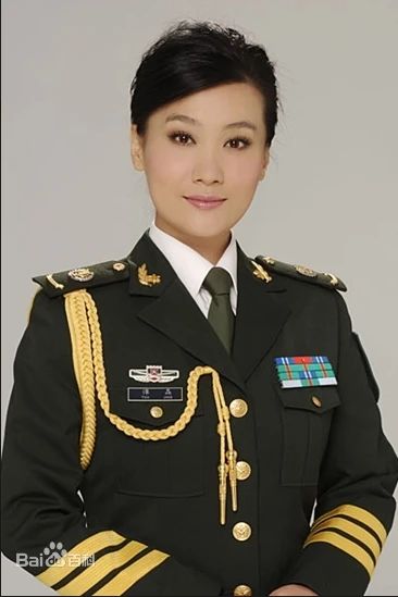 谭晶个人图片.jpg