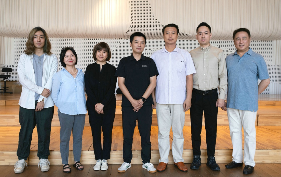 合影室内乐教研室.jpg