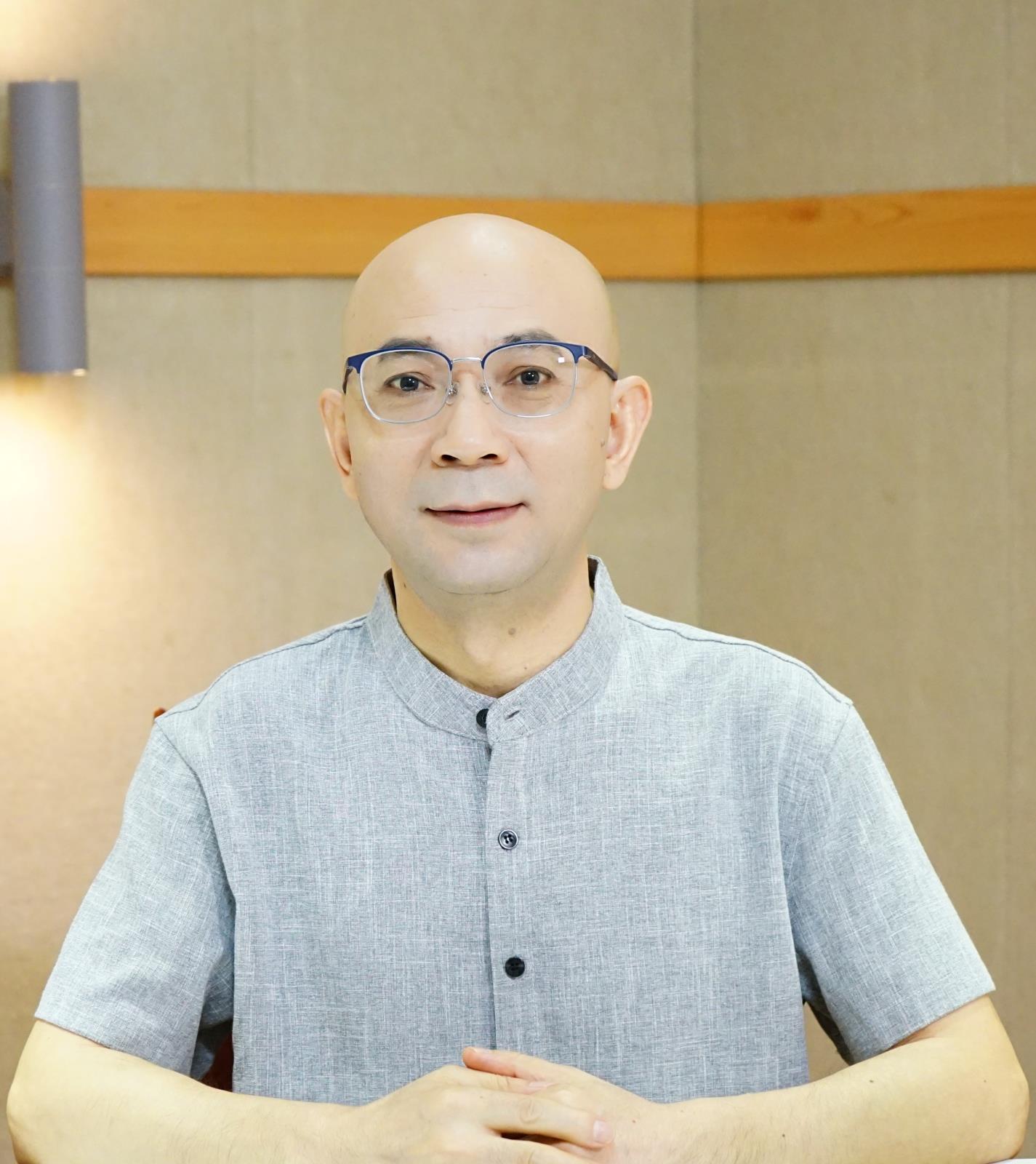 高畅照片.jpg